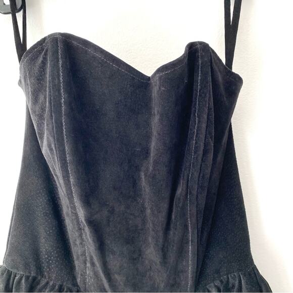 Simply Red Vintage Black Suede Strapless Peplum Dress NWTs size small 3/4 - Picture 2 of 8